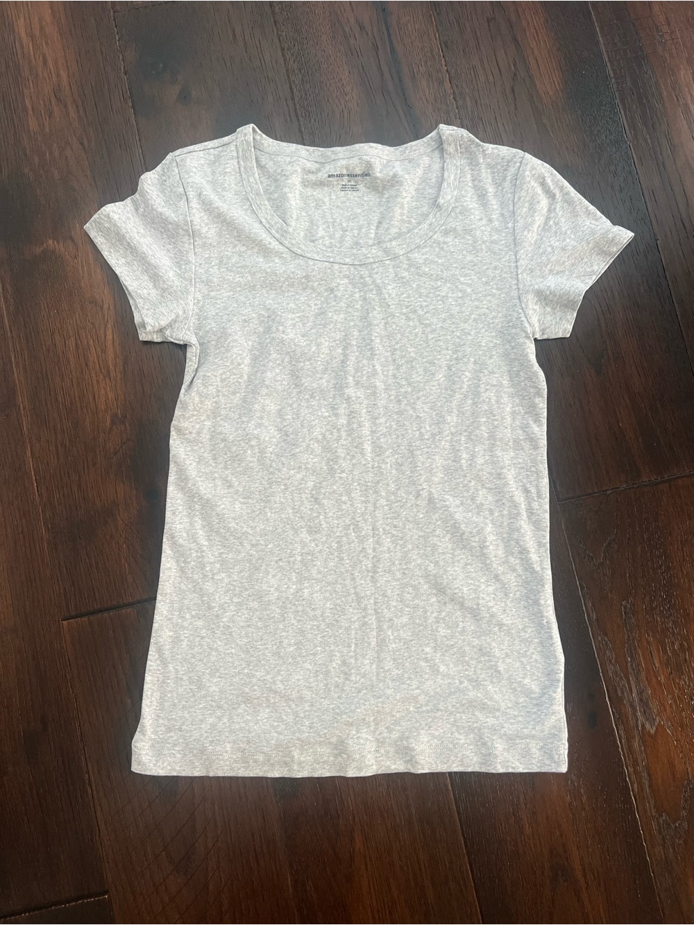 Classic Women's Scoop Neck Tee - Light Gray